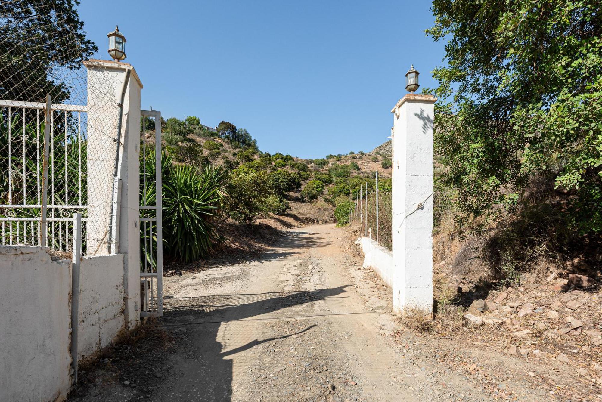 The Gardener Cottage มาลากา ภายนอก รูปภาพ